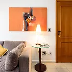 Omar do Rio - FO 407 ApartHotel com Garagem, Piscina, Sauna e Academia a 50 metros da Praia de Ipanema e 300 metros da Praia de Copacabana