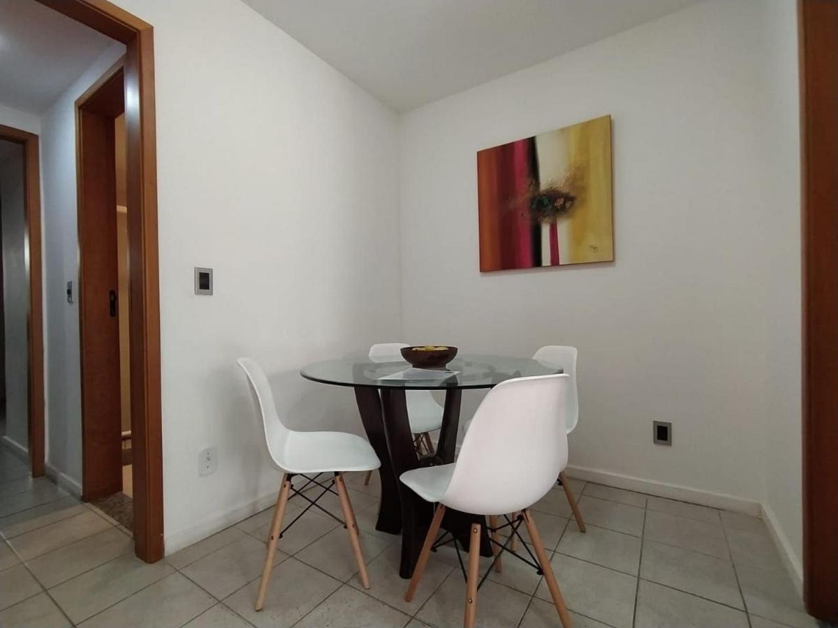 Omar do Rio - FO 407 ApartHotel com Garagem, Piscina, Sauna e Academia a 50 metros da Praia de Ipanema e 300 metros da Praia de Copacabana Apartamento Rio de Janeiro